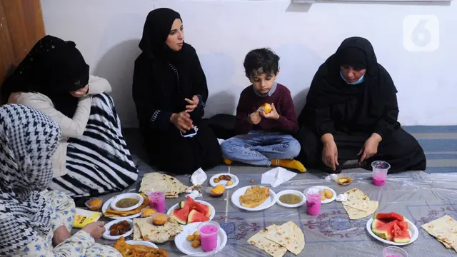 Buka Puasa Ramadhan Pengungsi Pencari Suaka di Puncak Bogor
