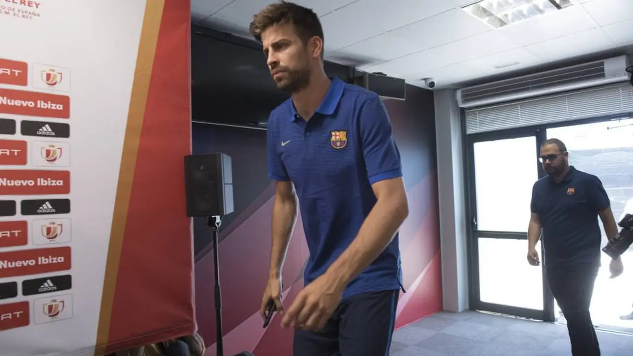 Gerard Pique (Barcelona)