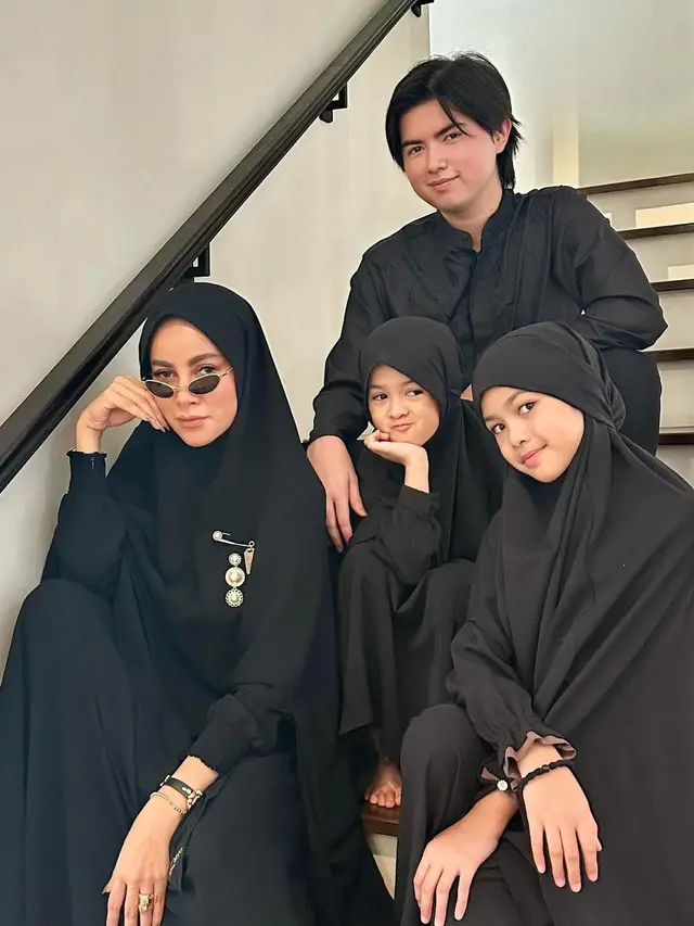 Keluarga Olla Ramlan (Instagram/ollaramlan)