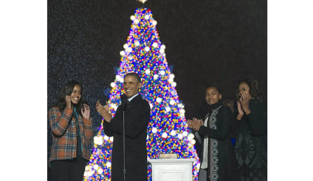Dilansir dari Tmz.com, lembaga AKM-GSI mendapat teguran dari  Michelle Obama untuk menghapus foto anaknya dari file mereka serta tidak mengambil gambar kedua anaknya ketika tidak berada bersama ayahnya, Senin, (08/07/14), (AFP/Saul Loeb)