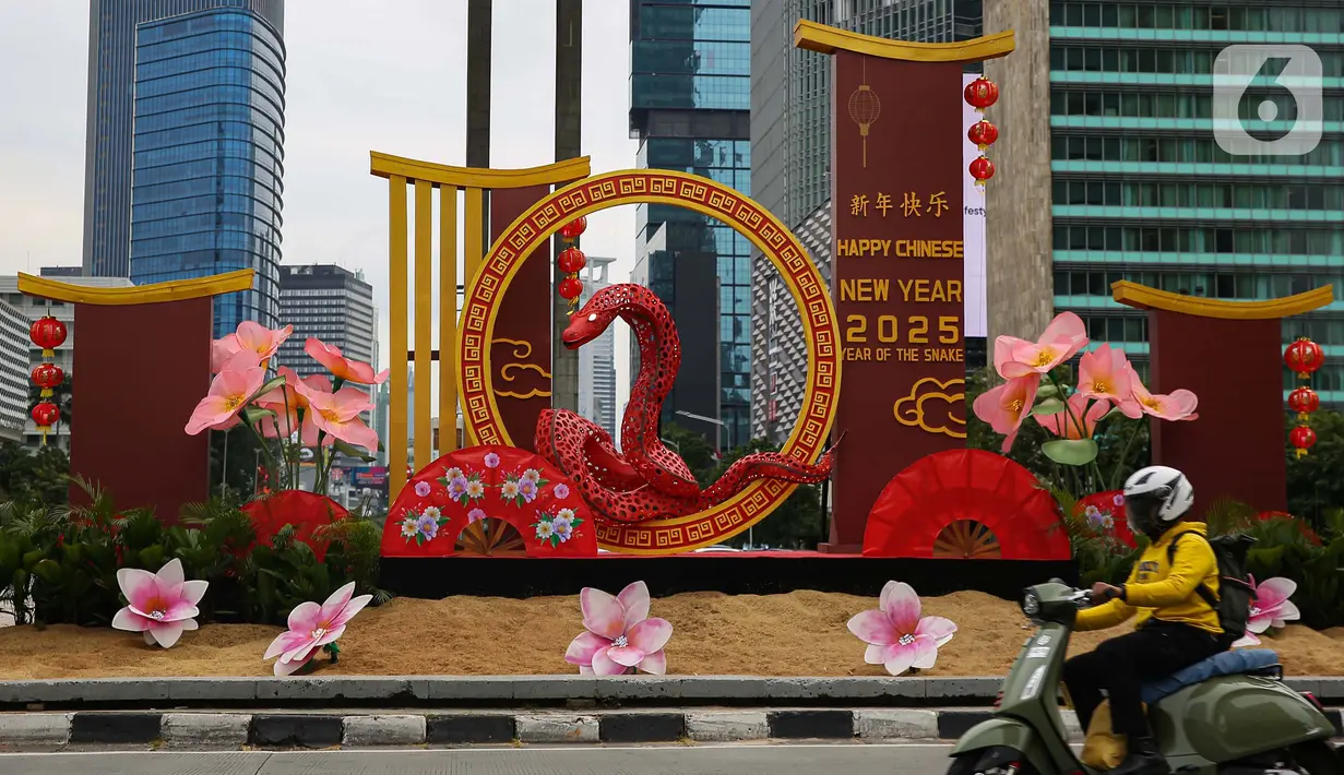 Diketahui, Tahun Baru Imlek 2576 Kongzili merupakan tahun shio ular dengan elemen kayu. (Liputan6.com/Angga Yuniar)