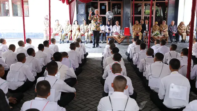 Gubernur Jawa Tengah (Jateng) Ganjar Pranowo memberikan arahan pada Pembukaan Seleksi Magang Jepang Tahun 2023