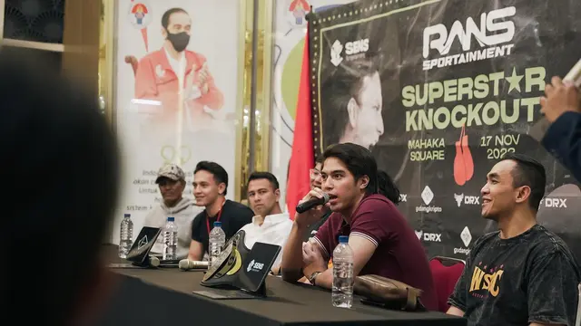 7 Potret El Rumi dan Jefri Nichol yang Bakal Tanding Tinju