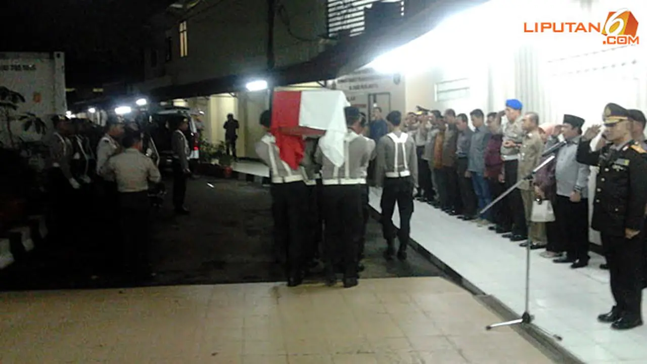 wakapolda-bali-diterbangkan-131126b.jpg