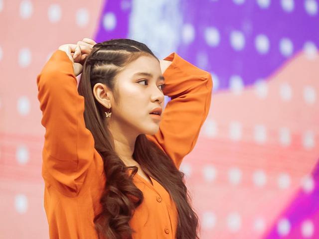 4 Potret Kemesraan Tiara Idol Dan Kekasihnya News Entertainment Fimela Com