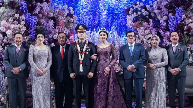 6 Potret Gaun Pengantin Mewah Anak Ketua MPR Bambang Soesatyo di Momen Resepsi Pernikahan