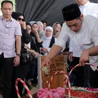 Pemakaman Mantu Hatta Rajasa