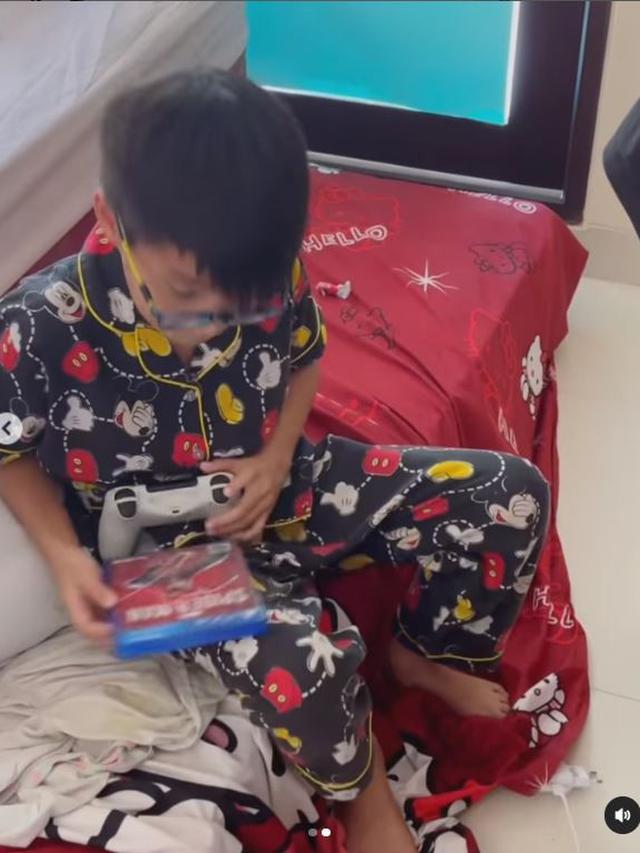 6 Potret Perayaan Ulang Tahun Anak Kedua Sheila Marcia, Dapat Kejutan Keluarga