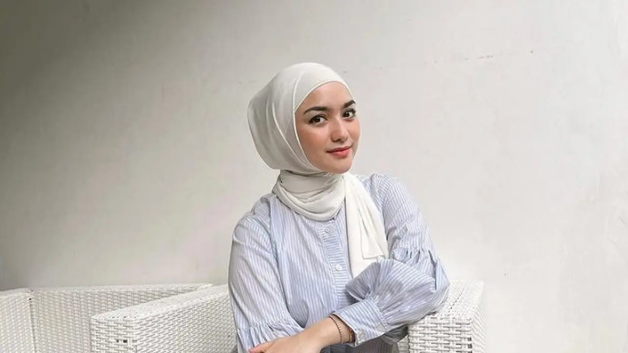 Cara Memakai Jilbab Pashmina