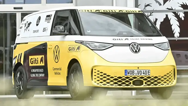 VW Buzz dan ban Giti yang dipakai untuk memecahkan rekor dunia sejauh 80.000 kilometer (Giti)