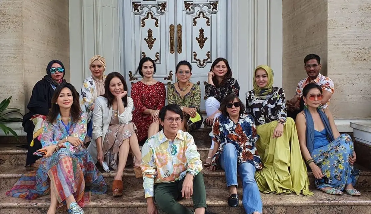 Mayangsari dan Geng Kempompong (Instagram/@cutkeke_xavier)