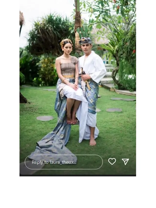 10 Gaya Pemotretan Prewedding Laura Theux dan Kekasih, Usung Konsep Bali