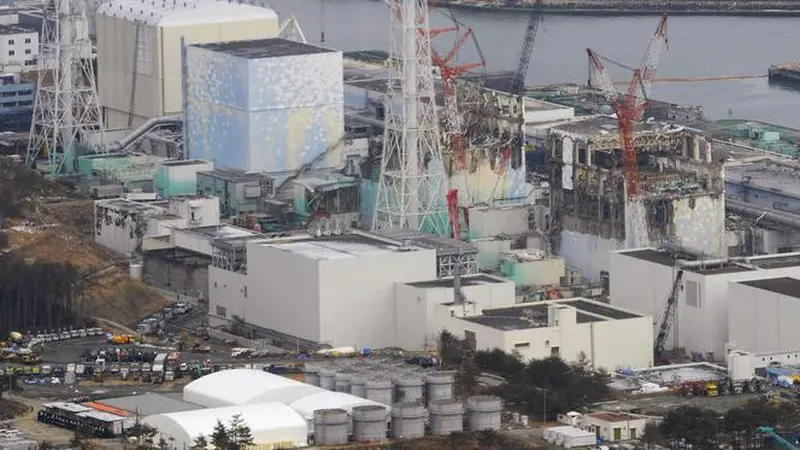 Reaktor Nuklir Fukushima (Kyodo News/AP PHOTO via Boston Herald)