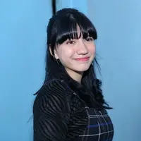 Gaya pacaran Cassandra Lee dan Randy Martin kerap menjadi perbincangan. Potret kemesraan keduanya sering dibagikan di akun instagram masing-masing. (Nurwahyunan/Bintang.com)