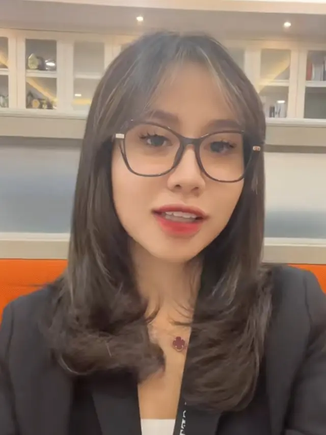 Mayang Lucyana Magang di DPR RI