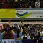 Pevoli Jakarta BNI 46, Lindsay Stalzer melakukan smash saat melawan Bandung Bank BJB pada perebutan tempat ketiga Proliga 2019 di GOR Among Rogo, Yogyakarta, Sabtu (23/2). BNI 46 menang 3-1 atas BJB. (Bola.com/Yoppy Renato)