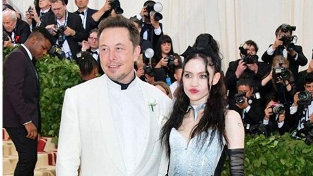 Elon Musk dan Grimes Dikaruniai Anak Laki-laki, Ini 5 Potret Bahagianya