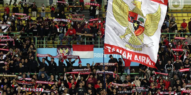 Ragam Dukungan Suporter untuk Timnas Indonesia U-19