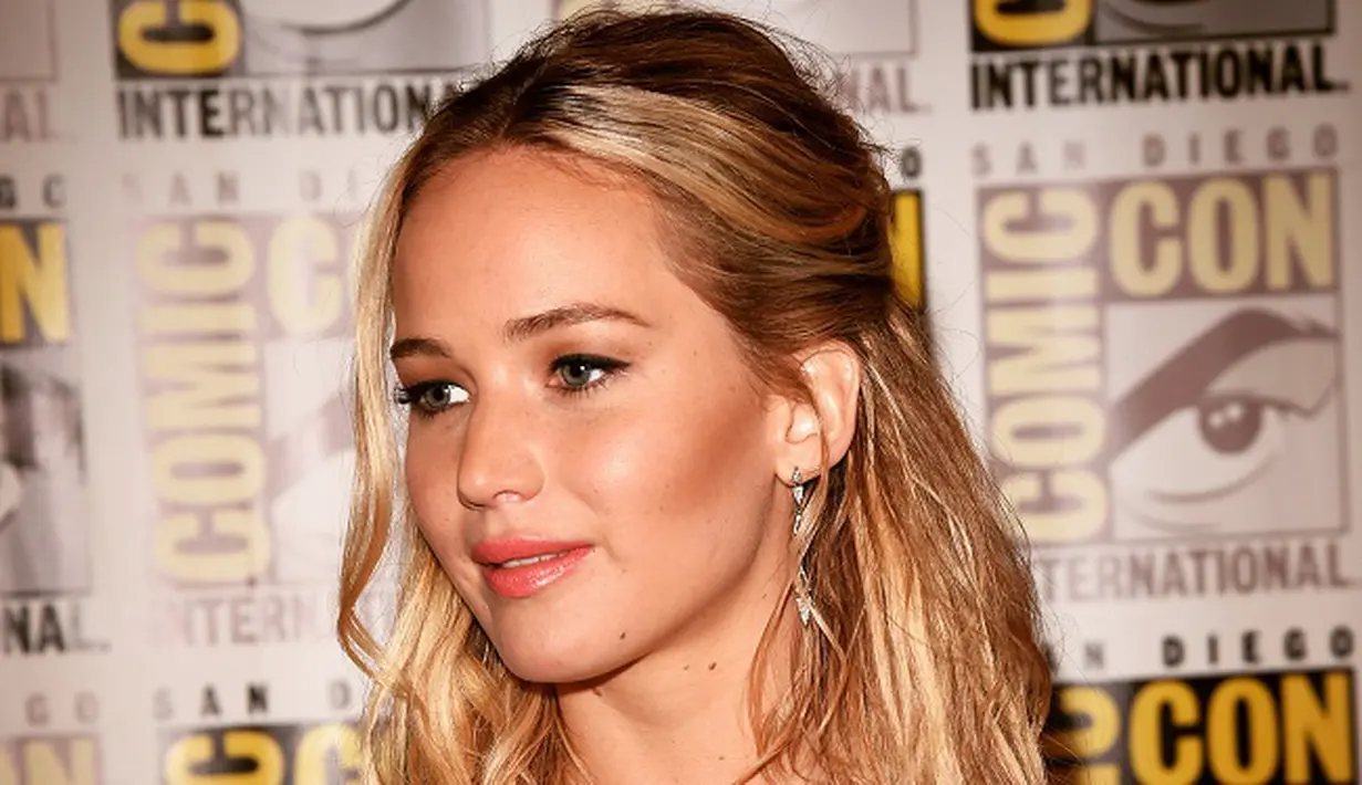 Menurut berita dari The Hollywood Reporter, bintang seri The Hunger Games ini ternyata lebih memilih film terbaru garapan sutradara Darren Aronofsky. (AFP/Bintang.com)