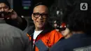 Noel bersama sepuluh orang lainnya ditetapkan sebagai tersangka setelah operasi tangkap tangan pada 20-21 Agustus 2025. Tampak dalam foto, mantan Wakil Menteri Ketenagakerjaan, Immanuel Ebenezer Gerungan (Noel) usai menjalani pemeriksaan lanjutan di gedung Merah Putih Komisi Pemberantasan Korupsi (KPK), Jakarta, Selasa (25/11/2025). (Liputan6.com/Helmi Fithriansyah)