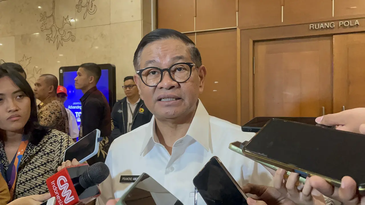 Gubernur DKI Jakarta Pramono Anung di Balai Kota DKI Jakarta, Rabu (23/7/2025). (Liputan6.com/Winda Nelfira)