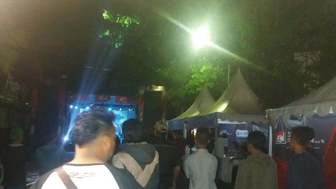 Nobar final Piala Eropa 2016 di Garut