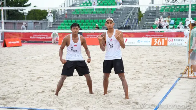 Pasangan voli pantai putra Indonesia, Bintang Akbar/Sofyan Rachman Efendi beraksi di Asian Games 2026
