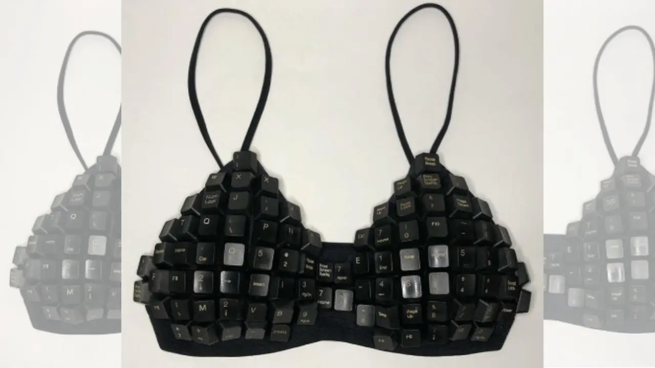 Desain Unik dari Keyboard oleh @buttonetwork