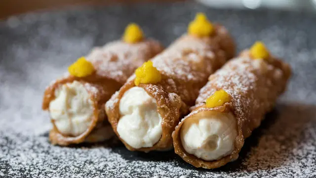 Cannoli