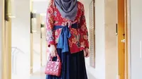 7 Model dan Bahan Hijab Ideal untuk Wanita Karier Usia 30-an, Tampil Stylish dan Nyaman Sepanjang Hari