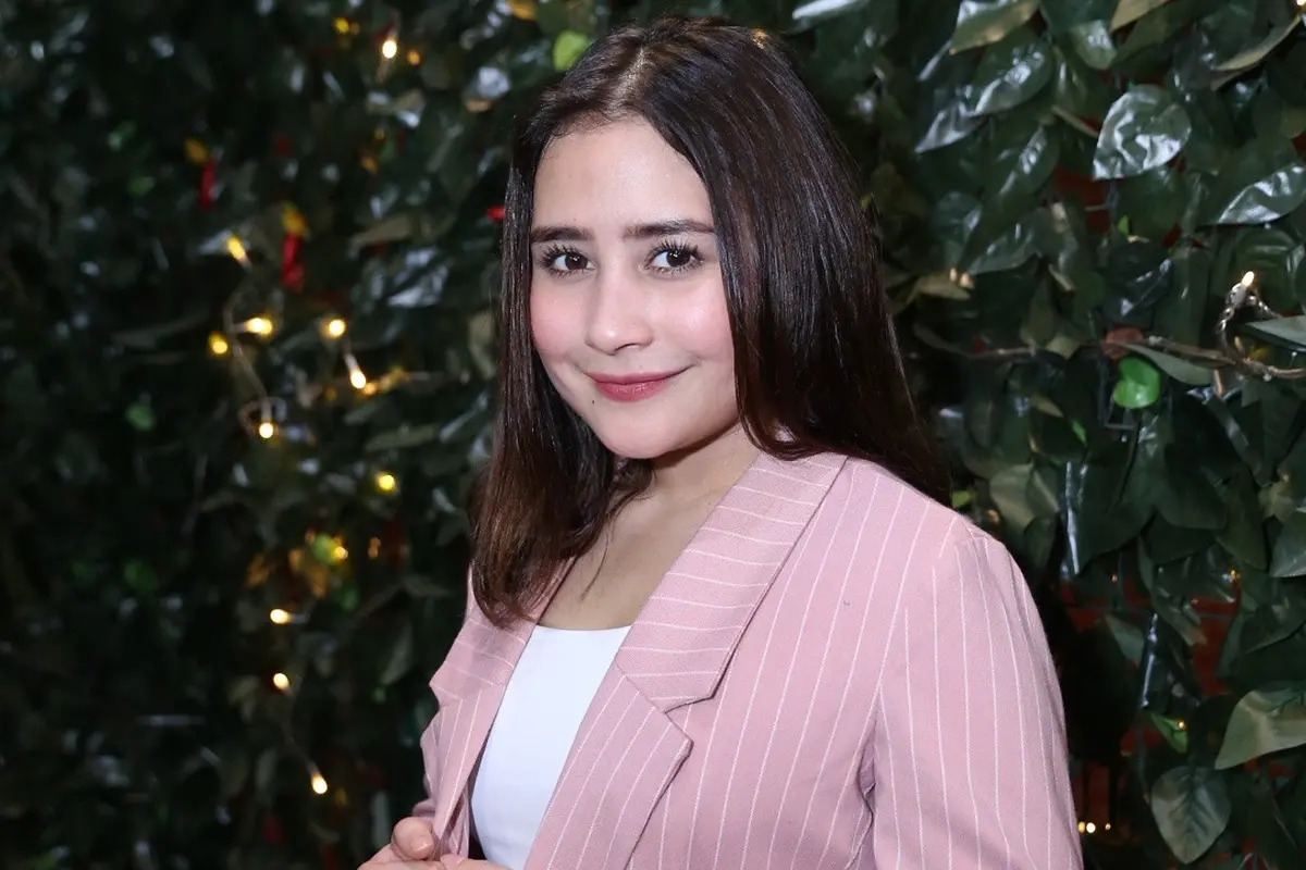 [Bintang] Prilly Latuconsina