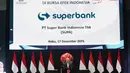 Pencatatan saham ini menjadi momentum penting bagi Superbank untuk memperkuat permodalan sekaligus memperluas jangkauan layanan finansial digital bagi masyarakat Indonesia. Tampak dalam foto, Direktur Pengawasan Transaksi dan Kepatuhan Bursa Efek Indonesia (BEI), Kristian Manullang, saat memberi sambutan pada pencatatan perdana saham PT Super Bank Indonesia Tbk (SUPA) di Bursa Efek Indonesia (BEI), Rabu (17/12/2025). (Kapanlagi.com/Budy Santoso)