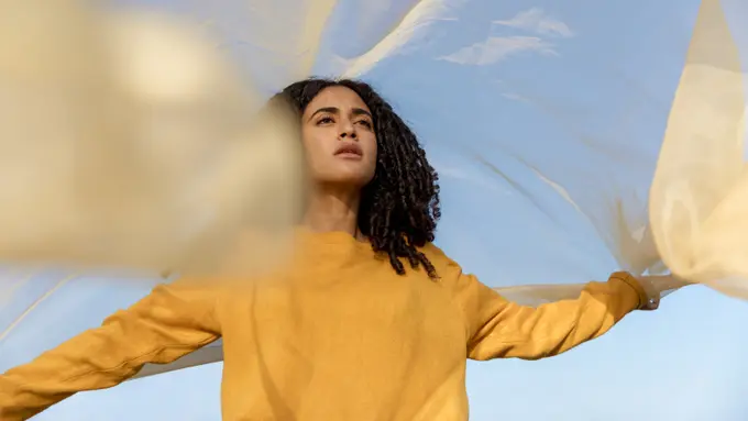 5 Tanda Feminine Energy Kamu sedang Terluka, Jangan Terus Dibiarkan! (Foto: Freepik/freepik)