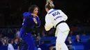 <p>Atlet judo putri Indonesia, Maryam March Maharani (kiri) saat menghadapi pejudo Kosovo, Distria Krasniqi pada laga babak 16 besar kelas 52 kg putri Olimpiade Paris 2024 di Champ-de-Mars Arena, Paris, Minggu (28/7/2024). Maryam March Maharani kalah 0-10. (Dok. NOC Indonesia/Naif Muhammad Al'as)</p>