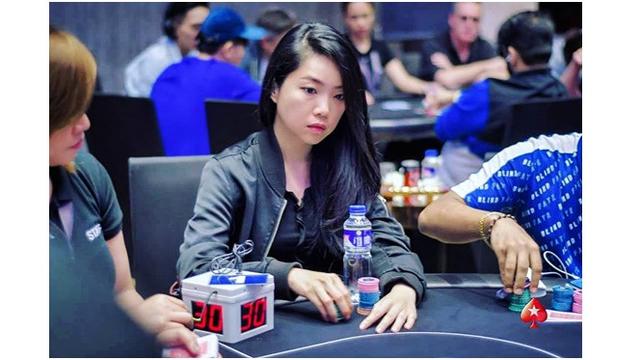 Pilih jadi pemain poker