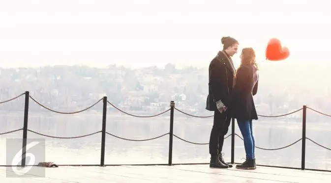 Hubungan jangka panjang tidak harus kehilangan kemersaannya. Ini enam kunci yang dapat Anda lakukan untuk mendapatkannya. Sumber: iStock