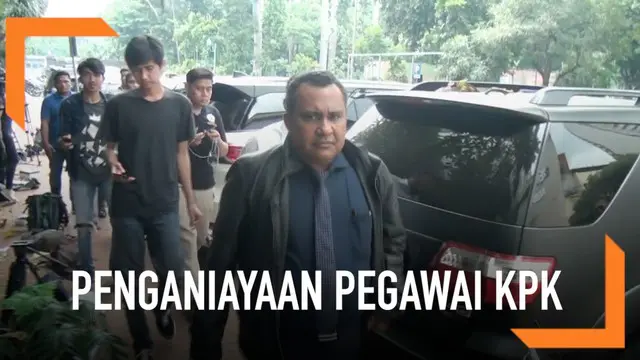 Sekda Papua Herry Dosinaen diperiksa polisi terkait penganiayaan penyidik KPK.