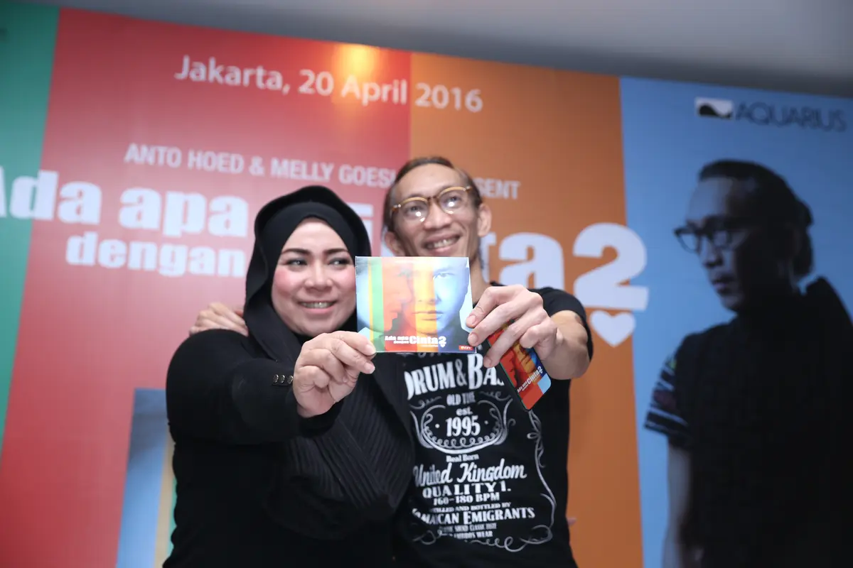 [Bintang] Melly Goeslaw dan Anto Hoed