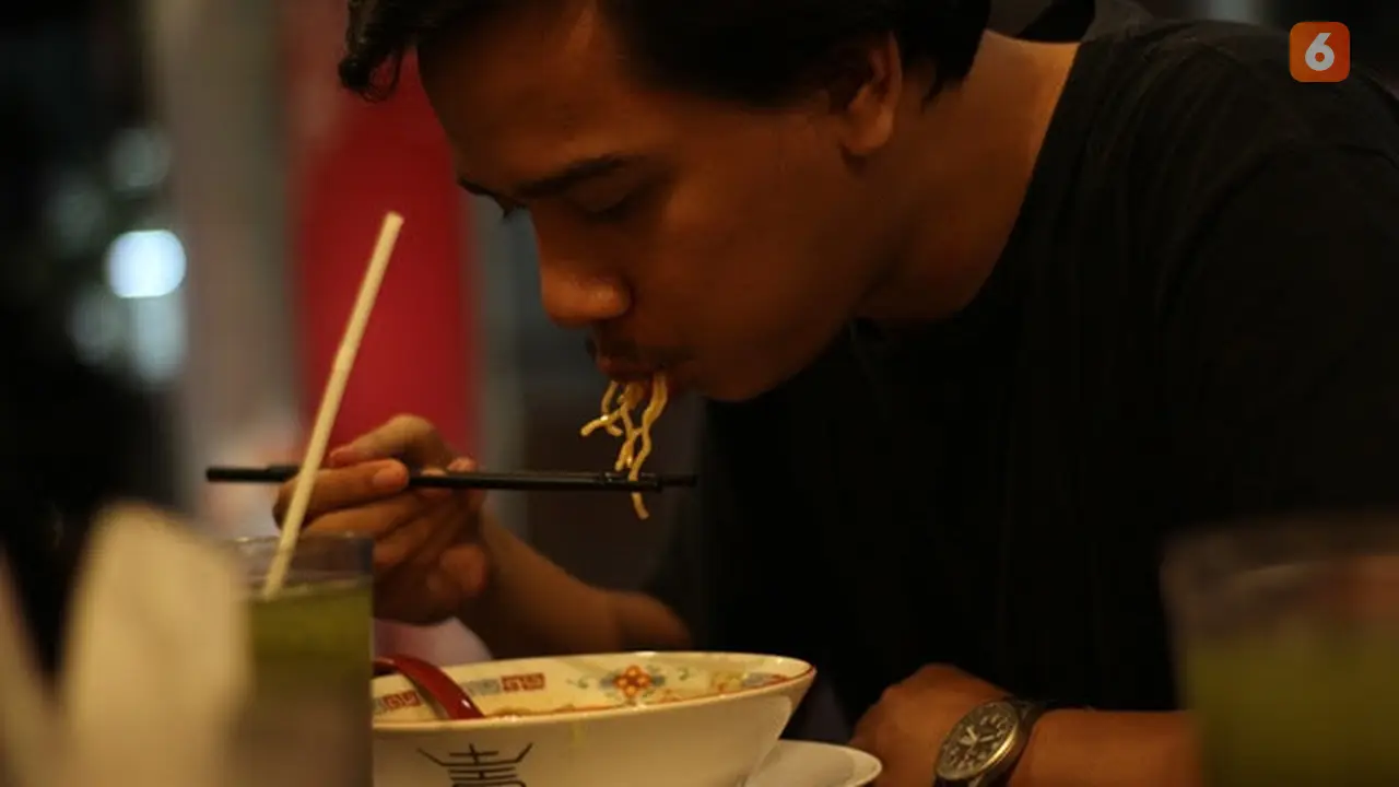 Ketahui Apa Saja yang Menyebabkan Mengantuk Setelah Makan dan Tips Mencegahnya? (Foto: Aditya Eka Prawira/Liputan6.com)