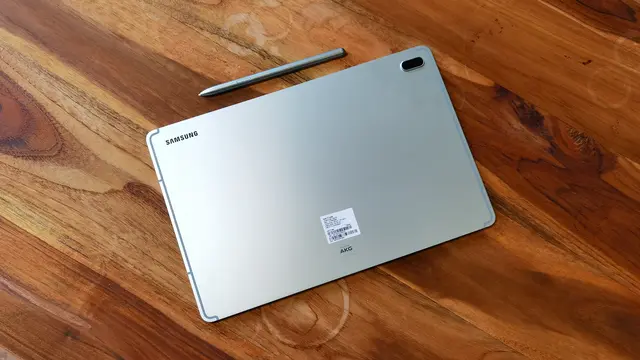 Samsung Galaxy Tab S7 FE 5G. Liputan6.com/Iskandar