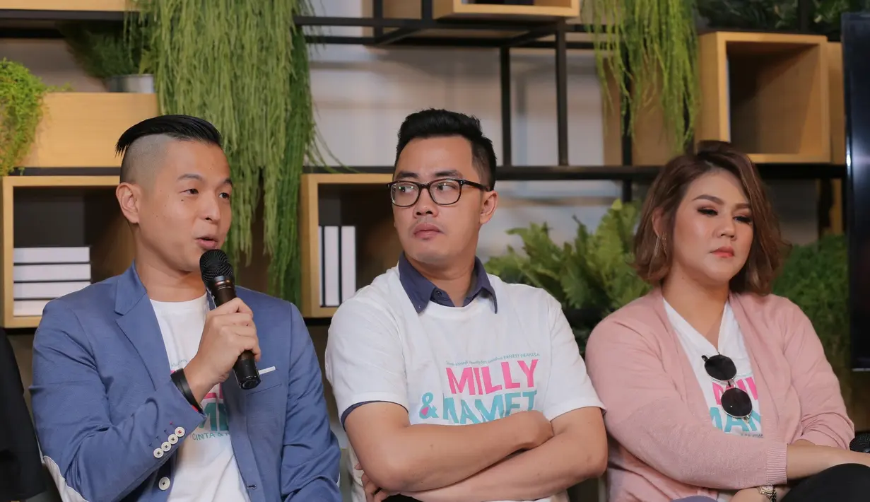 Rivat Sungkar suami Sissy Priscillia mengaku antusias ketika mendapat ajakan main dalam film Milly & Memet. Baginya, ikut berakting sebagai bentuk support kepada istrinya yang kembali lagi ke layar lebar. (Deki Prayoga/Bintang.com)