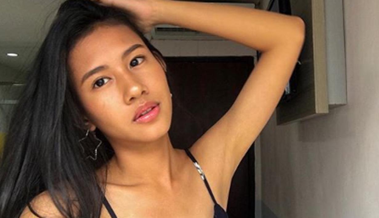 Foto Potret Shenina Cinnamon Mantan Pacar Jefri Nichol Yang Manis Abis Showbiz Liputan6 Com