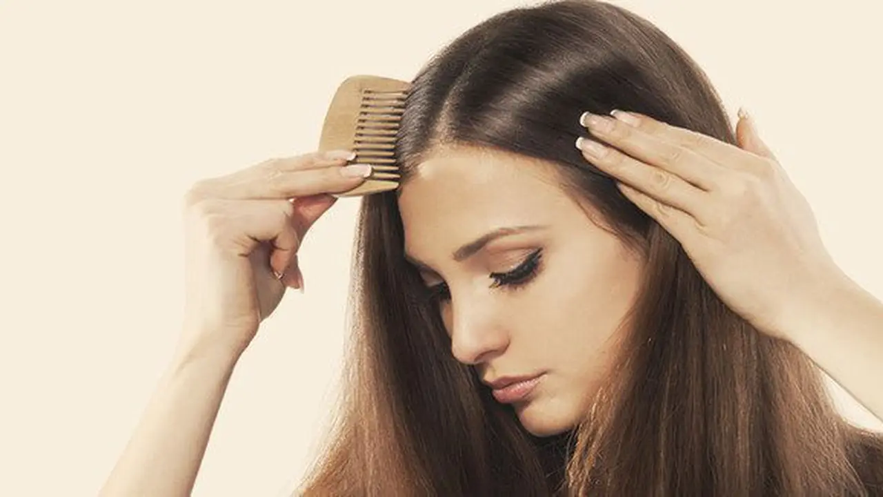 Tips menyisir rambut yang masih basah./Copyright thinkstockphotos.com