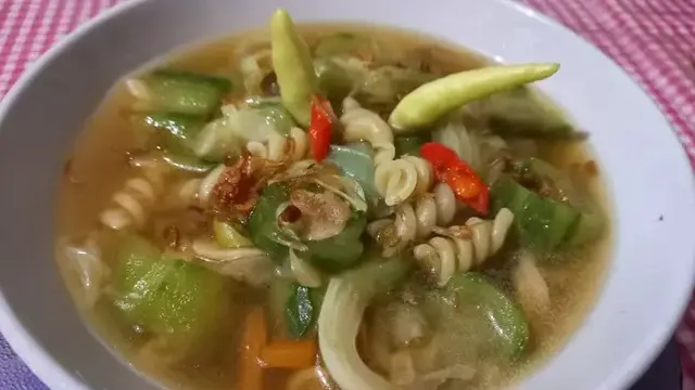 Sup Oyong Makaroni