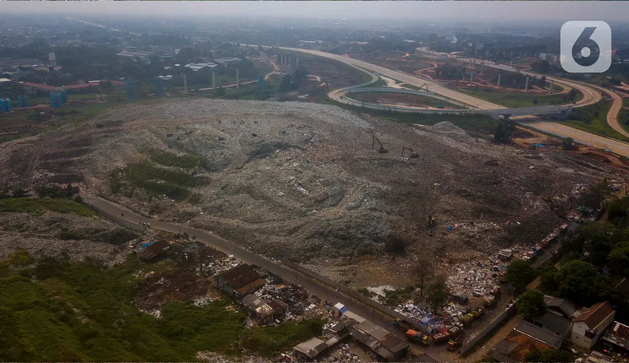 Seperti diketahui, Kabupaten Bekasi turut dilintasi Tol Japek II yang dimulai dari Purwakarta hingga Kabupaten Bogor ini. (merdeka.com/Imam Buhori)