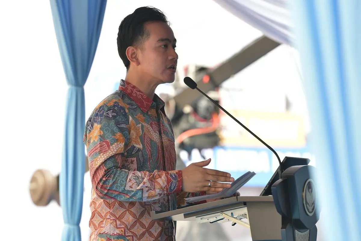 Wakil Presiden (Wapres) RI, Gibran Rakabuming Raka dalam acara Peresmian Kantor Pusat Mitra Senkom Polri Jakarta Timur, Kamis (17/7/2025).