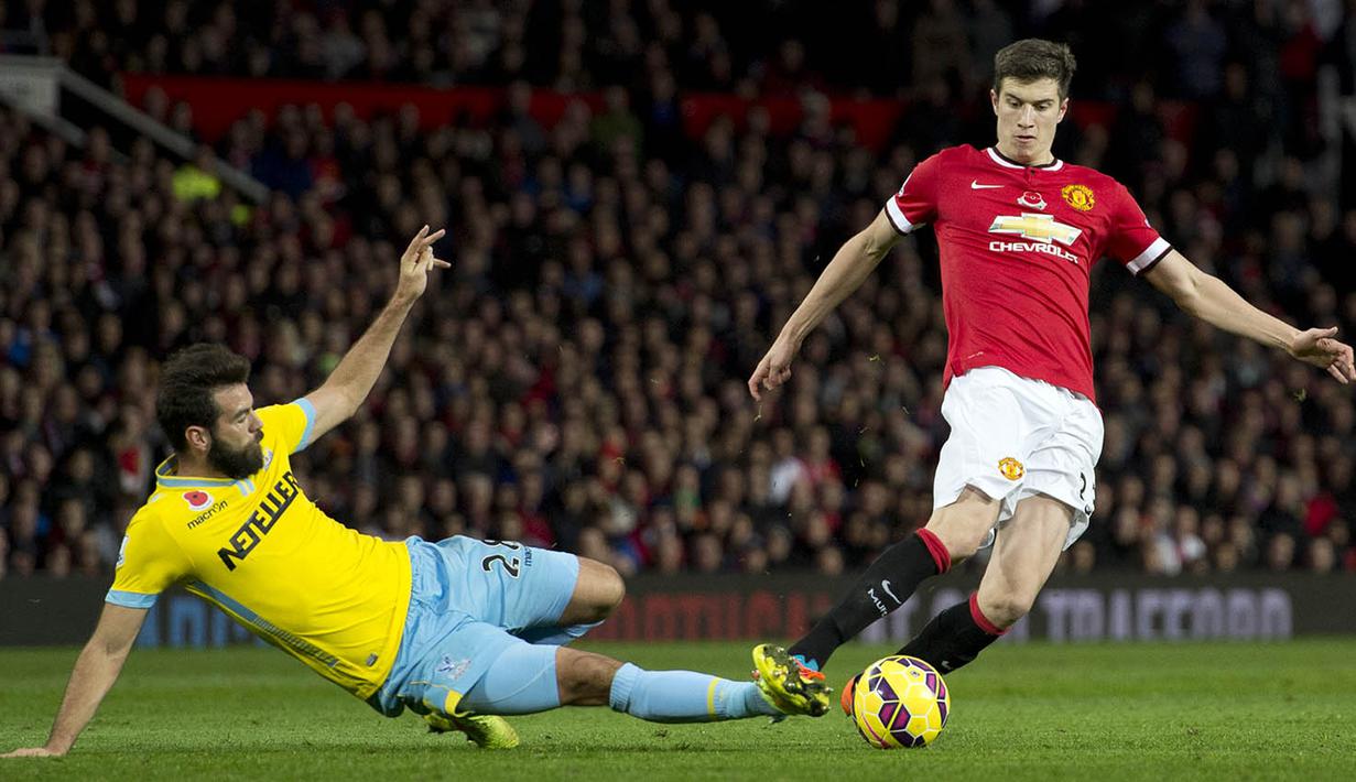 4. Paddy McNair (21), kesempatan yang diberikan Louis van Gaal musim lalu bersama MU membuatnya berhasil menembus skuat Irlandia Utara untuk Piala Eropa 2016. Tapi sayang, Mou lebih memilih meminjamkannya ke klub lain untuk musim 2016/17. (AFP/Oli Scarff)