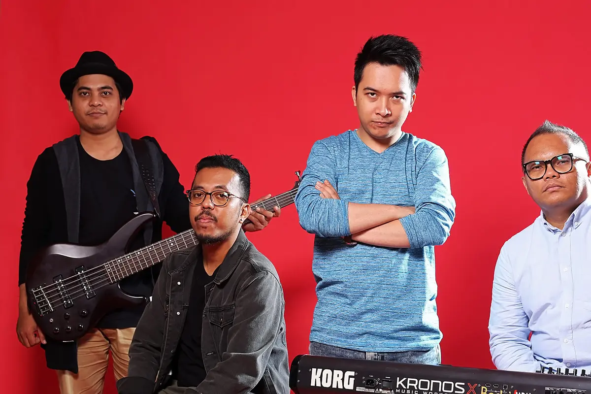 [Bintang] Melamarmu, Lagu Bahagia dari Badai Romantic Project