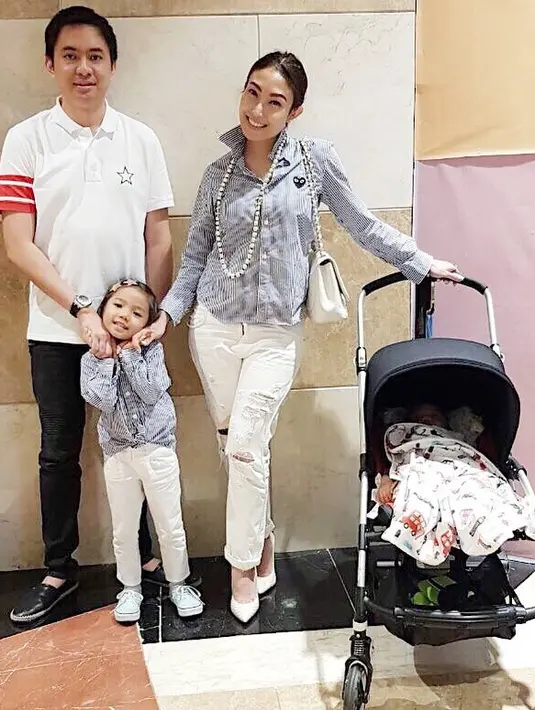 (Instagram/mrsayudewi)