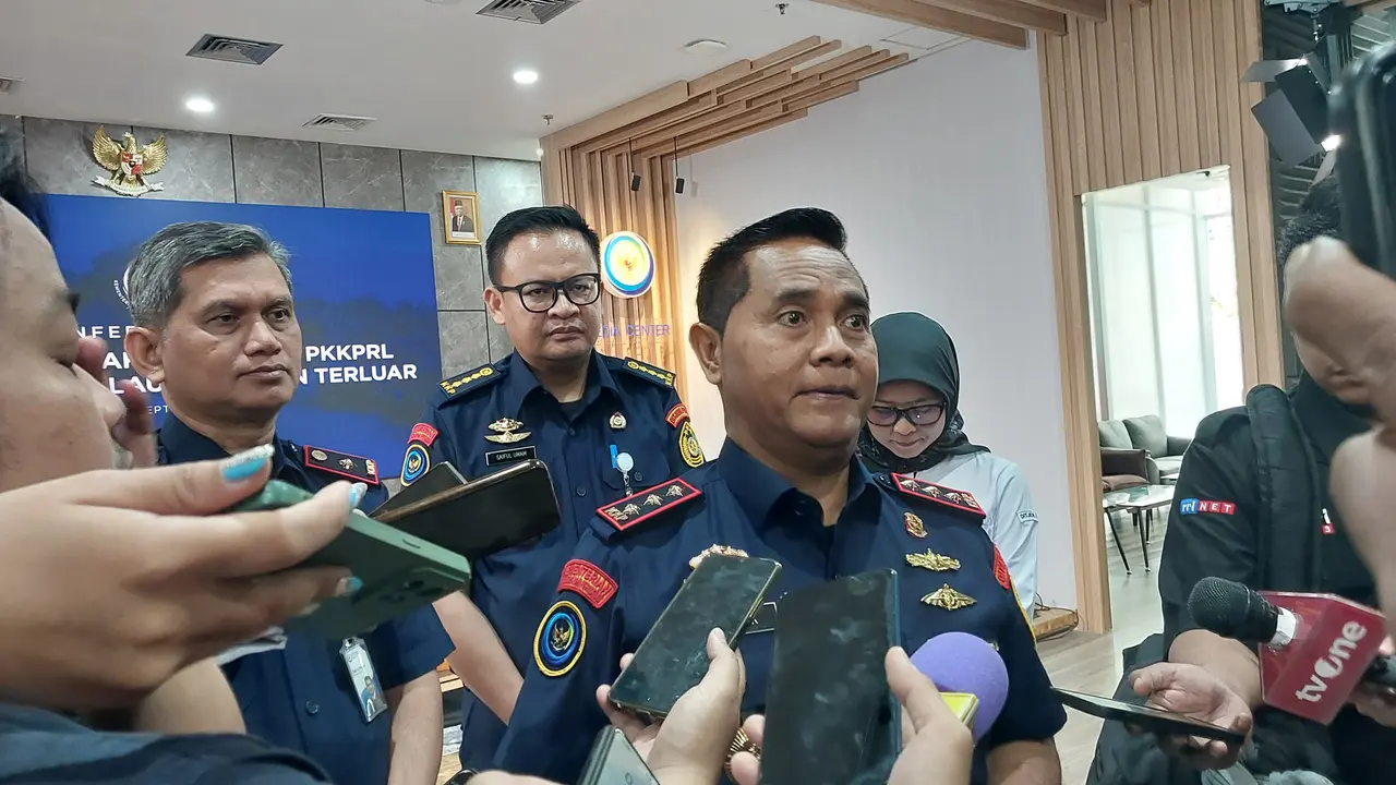 Direktur Jenderal Pengawasan Sumber Daya Kelautan dan Perikanan (PSDKP) Kementerian Kelautan dan Perikanan (KKP) Pung Nugroho Saksono dalam konferensi pers penyegelan resor milik warga negara asing (WNA) di Pulau Maratua. (Arief/Liputan6.com)